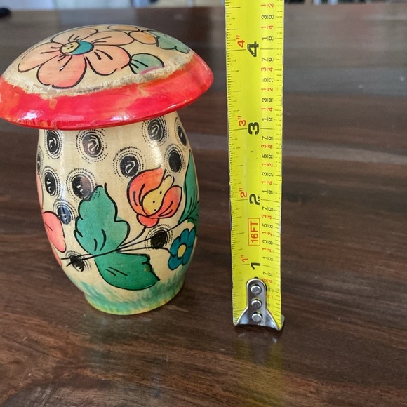 Vintage Wooden Mushroom - Russian trinket box - Picture 6 of 6